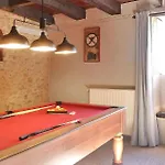 بيت للعطل Le Domaine Du Cap La Roussie